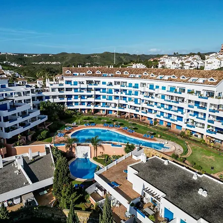 Apartment Sea View With Great Terrace And 4 Pools - Duquesa 430 *